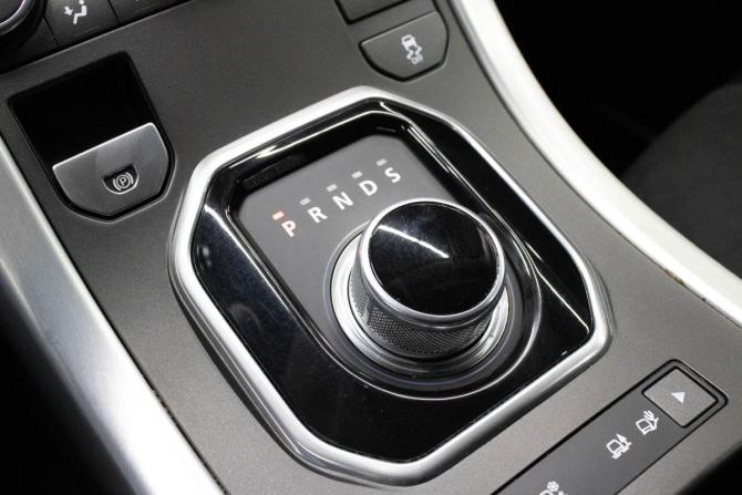 Land Rover Range Rover Evoque I с пробегом 2015 года, цена 2 199 000 рублей, 155306 км, внедорожник, Автокод Объявления
