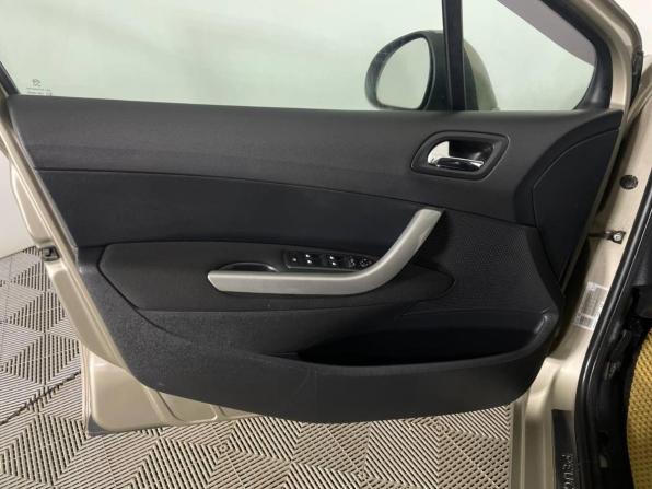 Peugeot 408 I с пробегом 2013 года, цена 502 000 рублей, 110000 км, седан, Автокод Объявления