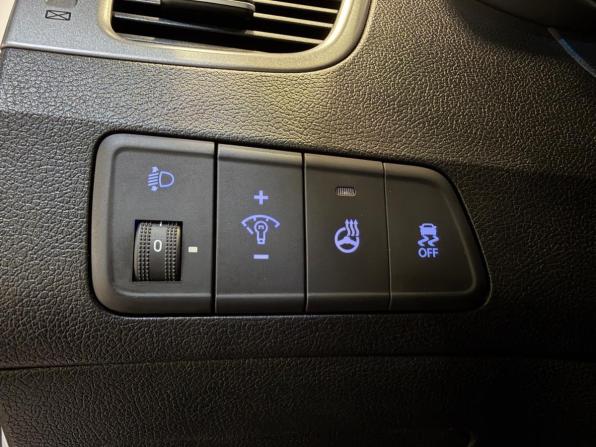 Hyundai Elantra V (MD) Рестайлинг с пробегом 2014 года, цена 1 029 000 рублей, 143000 км, седан, Автокод Объявления