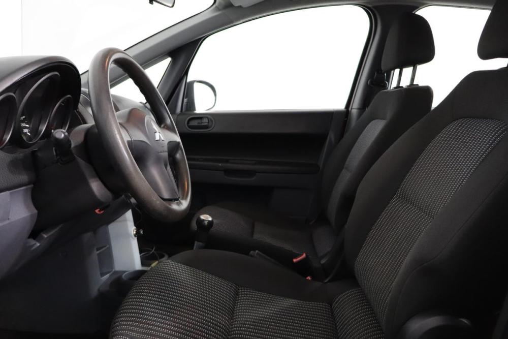 Mitsubishi Colt VI (Z20/Z30) Санкт-Петербург  - изображение 8