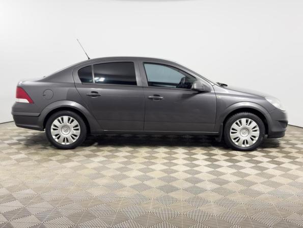 Opel Astra H Рестайлинг с пробегом 2012 года, цена 398 100 рублей, 360712 км, седан, Автокод Объявления