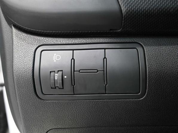 Hyundai Solaris I Рестайлинг с пробегом 2015 года, цена 1 049 900 рублей, 103506 км, седан, Автокод Объявления