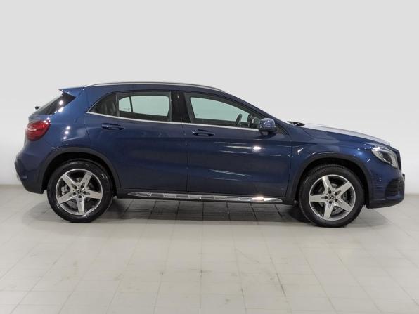 Mercedes-Benz GLA I (X156) Рестайлинг с пробегом 2019 года, цена 2 605 000 рублей, 49821 км, внедорожник, Автокод Объявления