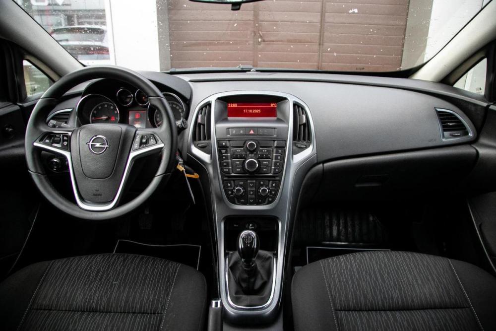 Opel Astra H Рестайлинг Иркутск  - изображение 15