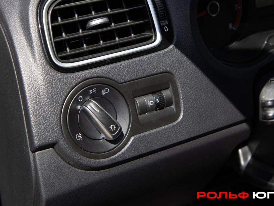 Volkswagen Polo V Рестайлинг Москва  - изображение 17