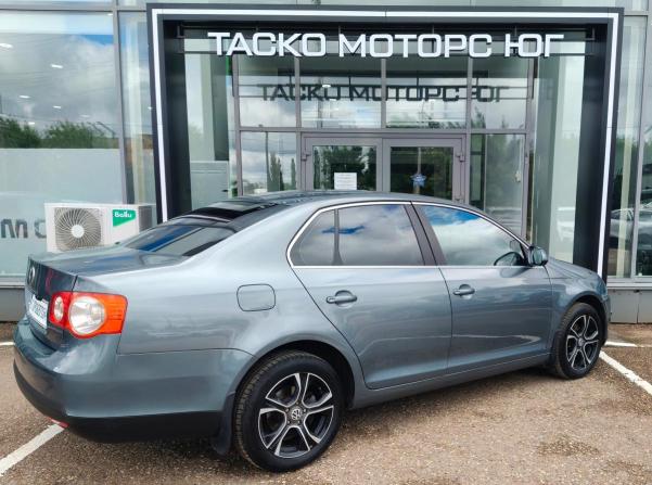 Volkswagen Jetta V с пробегом 2008 года, цена 536 400 рублей, 180304 км, седан, Автокод Объявления