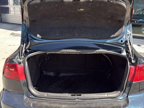 Mazda 3 I (BK) с пробегом 2005 года, цена 380 000 рублей, 243783 км, седан, Автокод Объявления