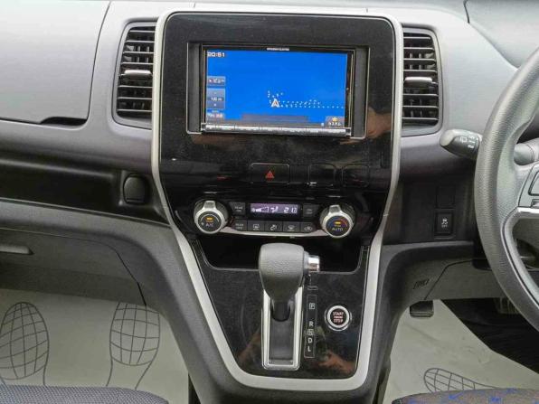 Nissan Serena V (C27) с пробегом 2017 года, цена 1 890 000 рублей, 190903 км, минивэн, Автокод Объявления