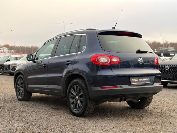 Volkswagen Tiguan I с пробегом 2010 года, цена 895 000 рублей, 269410 км, внедорожник, Автокод Объявления