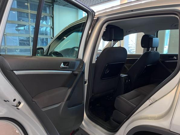 Volkswagen Tiguan I Рестайлинг с пробегом 2012 года, цена 1 249 000 рублей, 220422 км, внедорожник, Автокод Объявления