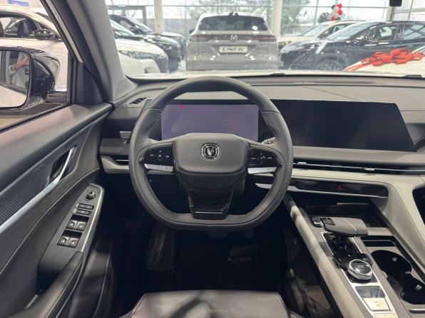 Changan CS75 Plus III с пробегом 2024 года, цена 3 099 900 рублей, 3700 км, внедорожник, Автокод Объявления