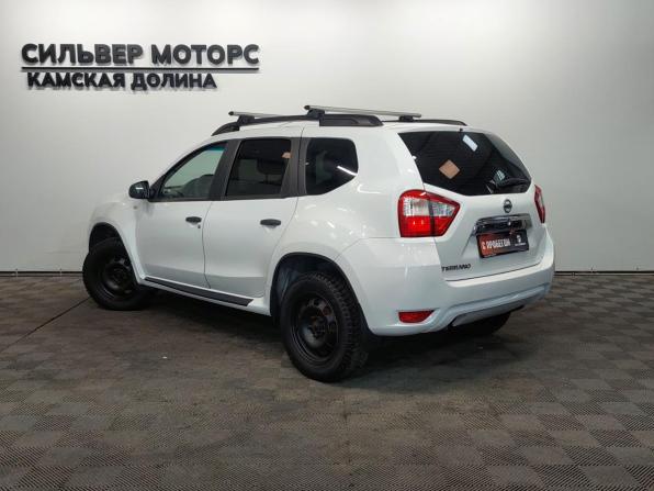 Nissan Terrano III (D10) с пробегом 2017 года, цена 1 090 000 рублей, 180380 км, внедорожник, Автокод Объявления