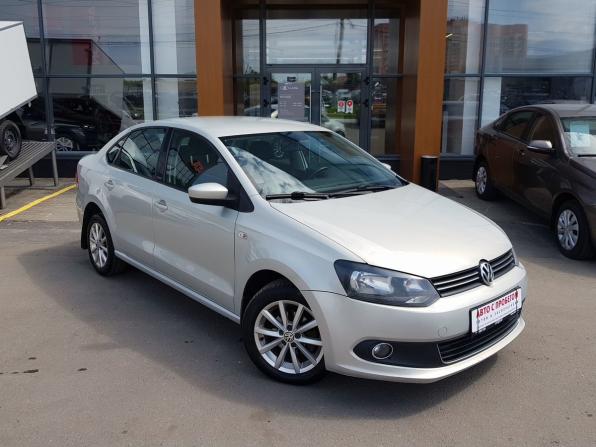 Volkswagen Polo V с пробегом 2015 года, цена 749 000 рублей, 274500 км, седан, Автокод Объявления