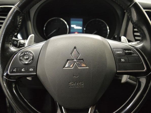 Mitsubishi Outlander III Рестайлинг 2 с пробегом 2015 года, цена 1 700 000 рублей, 239825 км, внедорожник, Автокод Объявления