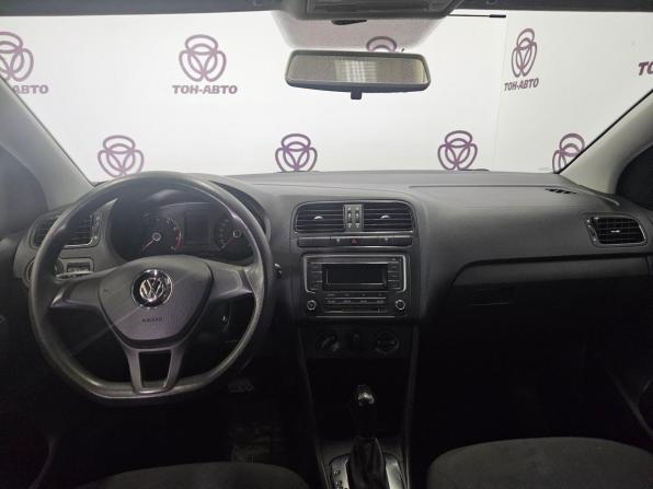 Volkswagen Polo V Рестайлинг с пробегом 2017 года, цена 855 000 рублей, 210848 км, седан, Автокод Объявления