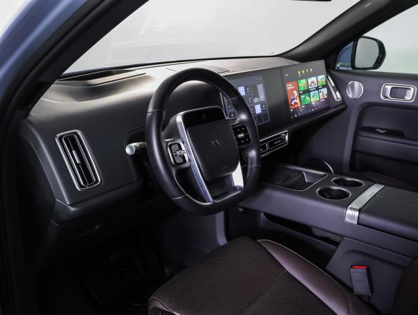 Li Auto (Lixiang) L9 I с пробегом 2023 года, цена 6 590 000 рублей, 58702 км, внедорожник, Автокод Объявления