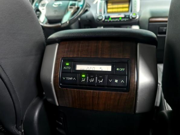 Toyota Land Cruiser Prado 150 Series с пробегом 2010 года, цена 1 999 000 рублей, 342432 км, внедорожник, Автокод Объявления