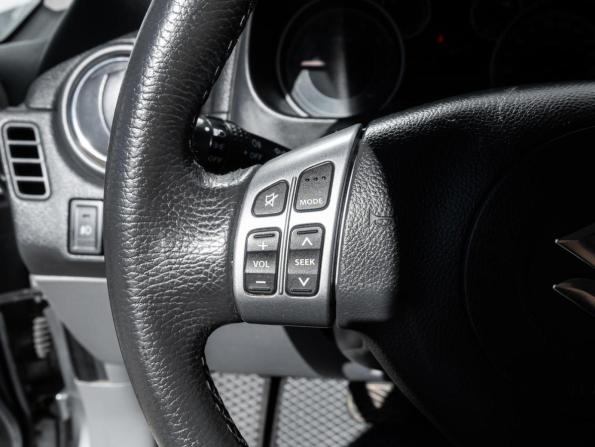 Suzuki SX4 I (Classic) Рестайлинг с пробегом 2013 года, цена 920 000 рублей, 176702 км, хэтчбек, Автокод Объявления