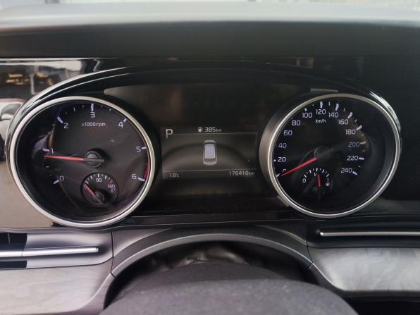 Kia Carnival IV с пробегом 2021 года, цена 3 425 000 рублей, 176409 км, минивэн, Автокод Объявления