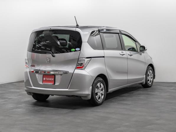 Honda Freed I Рестайлинг с пробегом 2012 года, цена 1 055 000 рублей, 176273 км, компактвэн, Автокод Объявления
