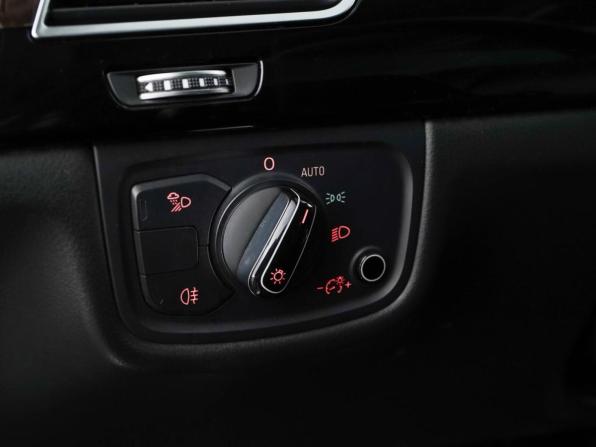 Audi A8 III (D4) Рестайлинг с пробегом 2014 года, цена 2 300 777 рублей, 241380 км, седан, Автокод Объявления