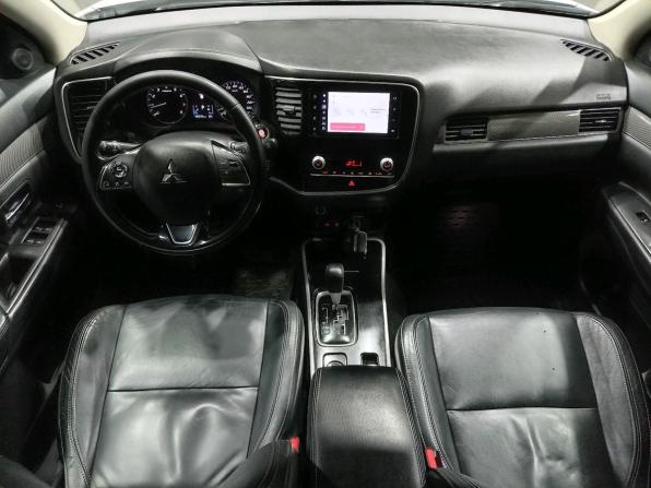 Mitsubishi Outlander III Рестайлинг 3 с пробегом 2021 года, цена 1 980 000 рублей, 164000 км, внедорожник, Автокод Объявления