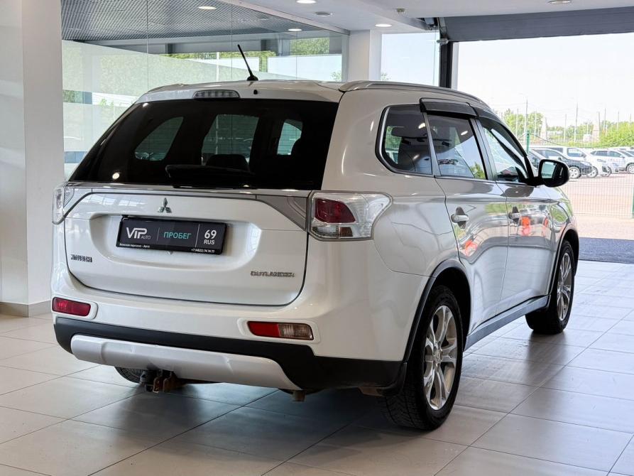 Mitsubishi Outlander III Рестайлинг Тверь  - изображение 6
