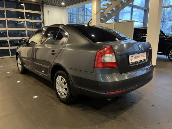 Skoda Octavia II (A5) Рестайлинг с пробегом 2009 года, цена 827 000 рублей, 237180 км, лифтбек, Автокод Объявления