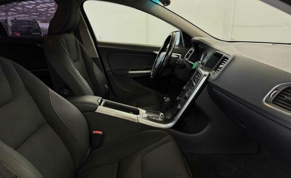 Volvo S60 II Москва  - изображение 11