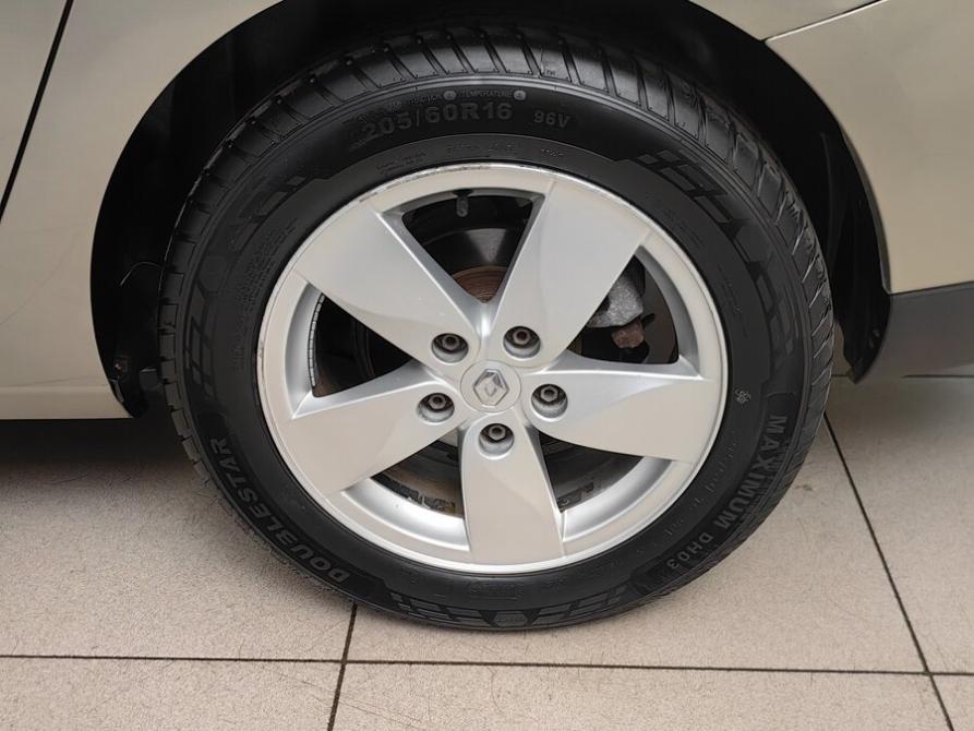 Renault Fluence I Подольск  - изображение 25