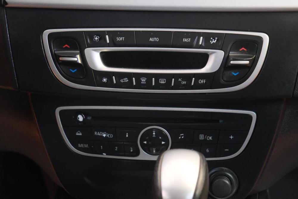 Renault Fluence I Омск  - изображение 15