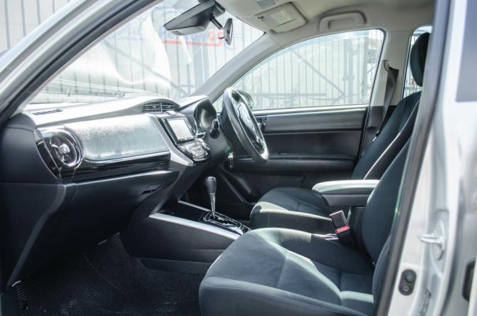 Toyota Corolla XI (E160 E170 E180) Рестайлинг 1 с пробегом 2017 года, цена 1 274 000 рублей, 173000 км, универсал, Автокод Объявления