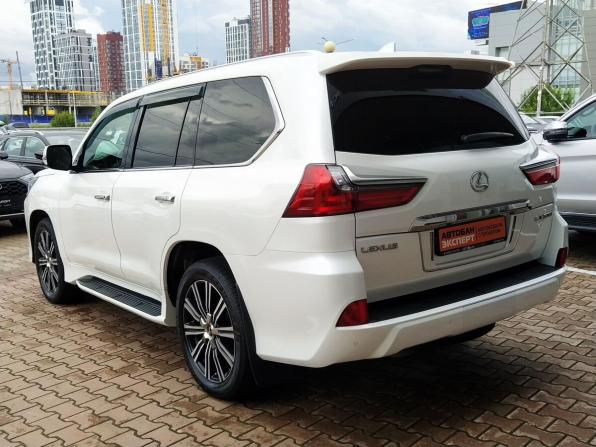 Lexus LX III Рестайлинг 2 с пробегом 2020 года, цена 11 000 000 рублей, 111230 км, внедорожник, Автокод Объявления