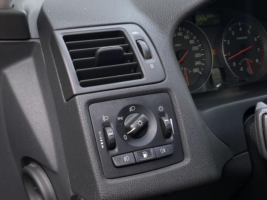 Volvo S40 II Рестайлинг Москва  - изображение 17