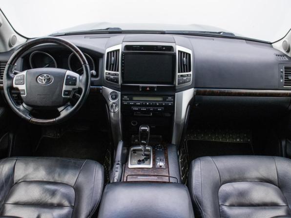 Toyota Land Cruiser 200 Series Рестайлинг 1 с пробегом 2012 года, цена 3 674 000 рублей, 145132 км, внедорожник, Автокод Объявления