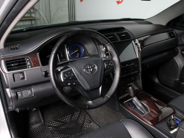 Toyota Camry VII (XV50) Рестайлинг 2 с пробегом 2017 года, цена 2 799 000 рублей, 136473 км, седан, Автокод Объявления