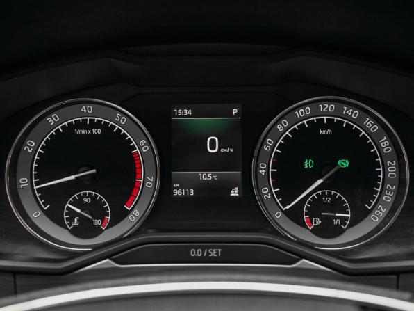 Skoda Superb III Рестайлинг с пробегом 2021 года, цена 2 570 000 рублей, 96113 км, лифтбек, Автокод Объявления