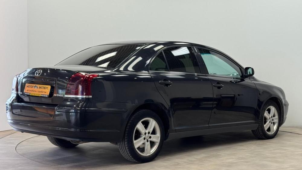 Toyota Avensis II Киров  - изображение 4