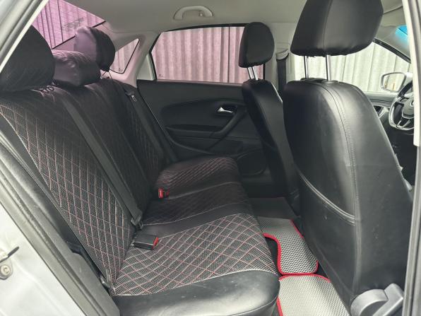Volkswagen Polo V Рестайлинг с пробегом 2016 года, цена 999 000 рублей, 164133 км, седан, Автокод Объявления