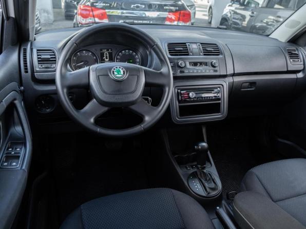 Skoda Fabia II Рестайлинг с пробегом 2011 года, цена 750 000 рублей, 172659 км, хэтчбек, Автокод Объявления