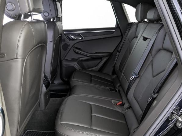 Porsche Macan I с пробегом 2018 года, цена 3 880 000 рублей, 98992 км, внедорожник, Автокод Объявления