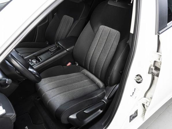 Mazda 6 III (GJ) Рестайлинг 2 с пробегом 2021 года, цена 2 100 000 рублей, 168853 км, седан, Автокод Объявления