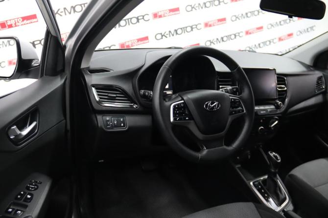 Hyundai Solaris II Рестайлинг с пробегом 2021 года, цена 1 545 450 рублей, 108023 км, седан, Автокод Объявления