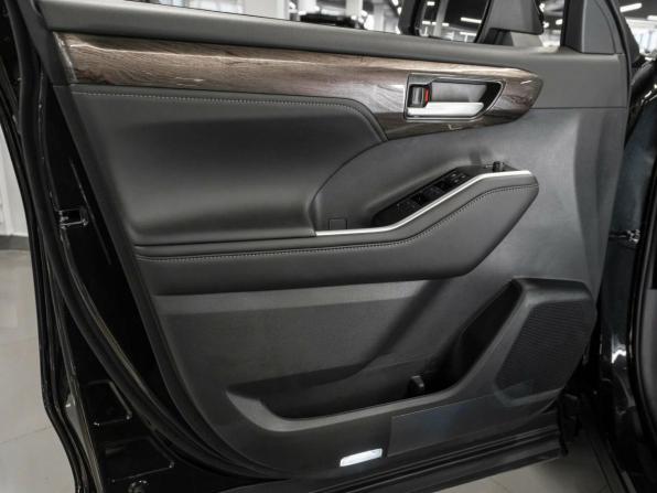 Toyota Highlander IV (XU70) с пробегом 2026 года, цена 5 230 000 рублей, 50 км, внедорожник, Автокод Объявления