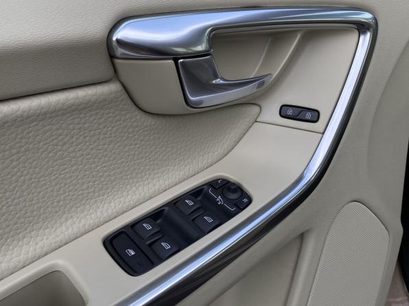 Volvo XC60 I с пробегом 2013 года, цена 1 599 000 рублей, 203135 км, внедорожник, Автокод Объявления