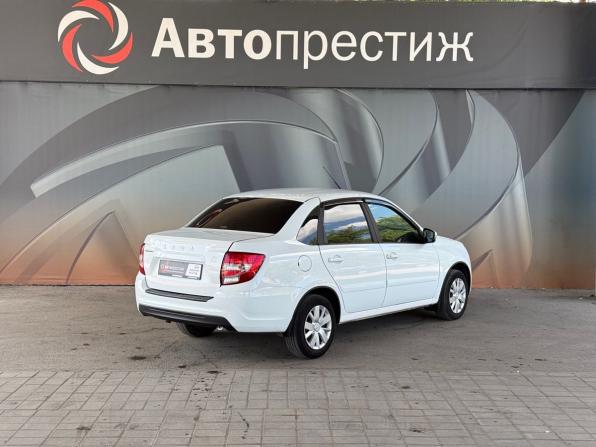 Lada (ВАЗ) Granta I Рестайлинг с пробегом 2023 года, цена 780 000 рублей, 37080 км, седан, Автокод Объявления