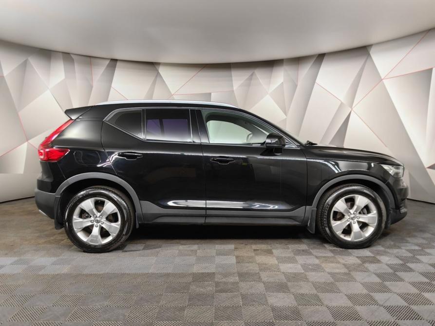 Volvo XC40 I Москва  - изображение 6