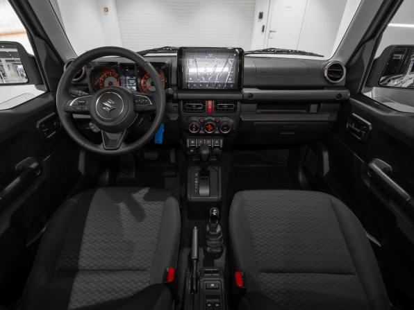 Suzuki Jimny IV с пробегом 2026 года, цена 4 300 000 рублей, 82 км, внедорожник, Автокод Объявления