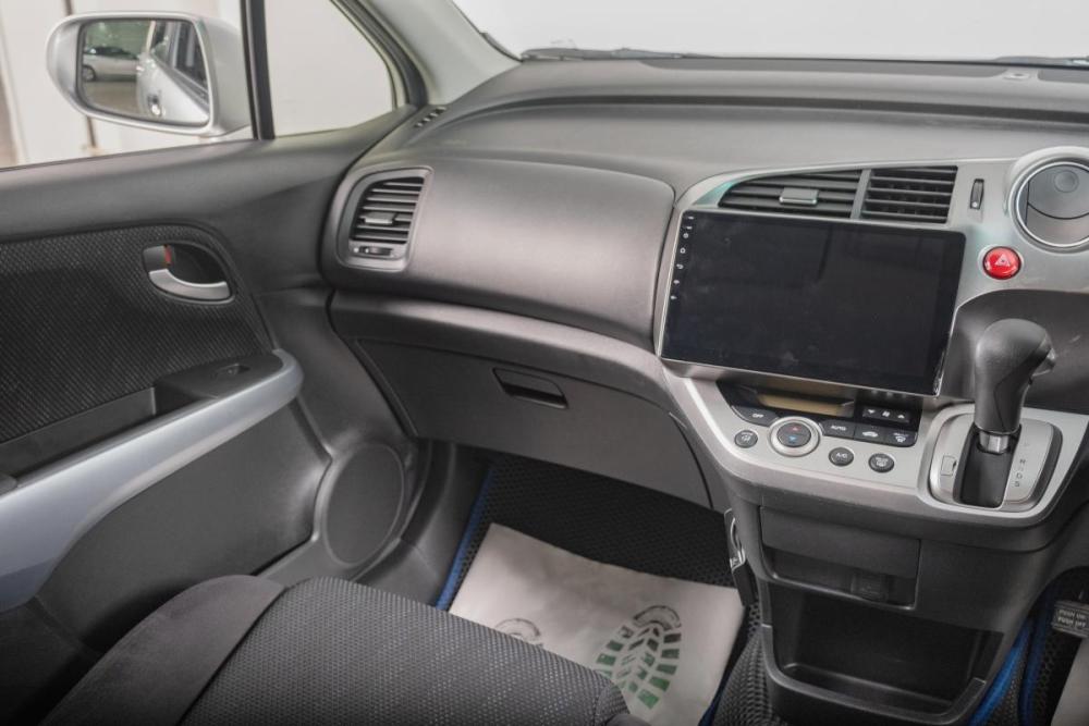 Honda Stream II Рестайлинг Томск  - изображение 12