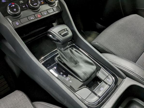 Skoda Karoq I с пробегом 2020 года, цена 2 250 000 рублей, 85000 км, внедорожник, Автокод Объявления